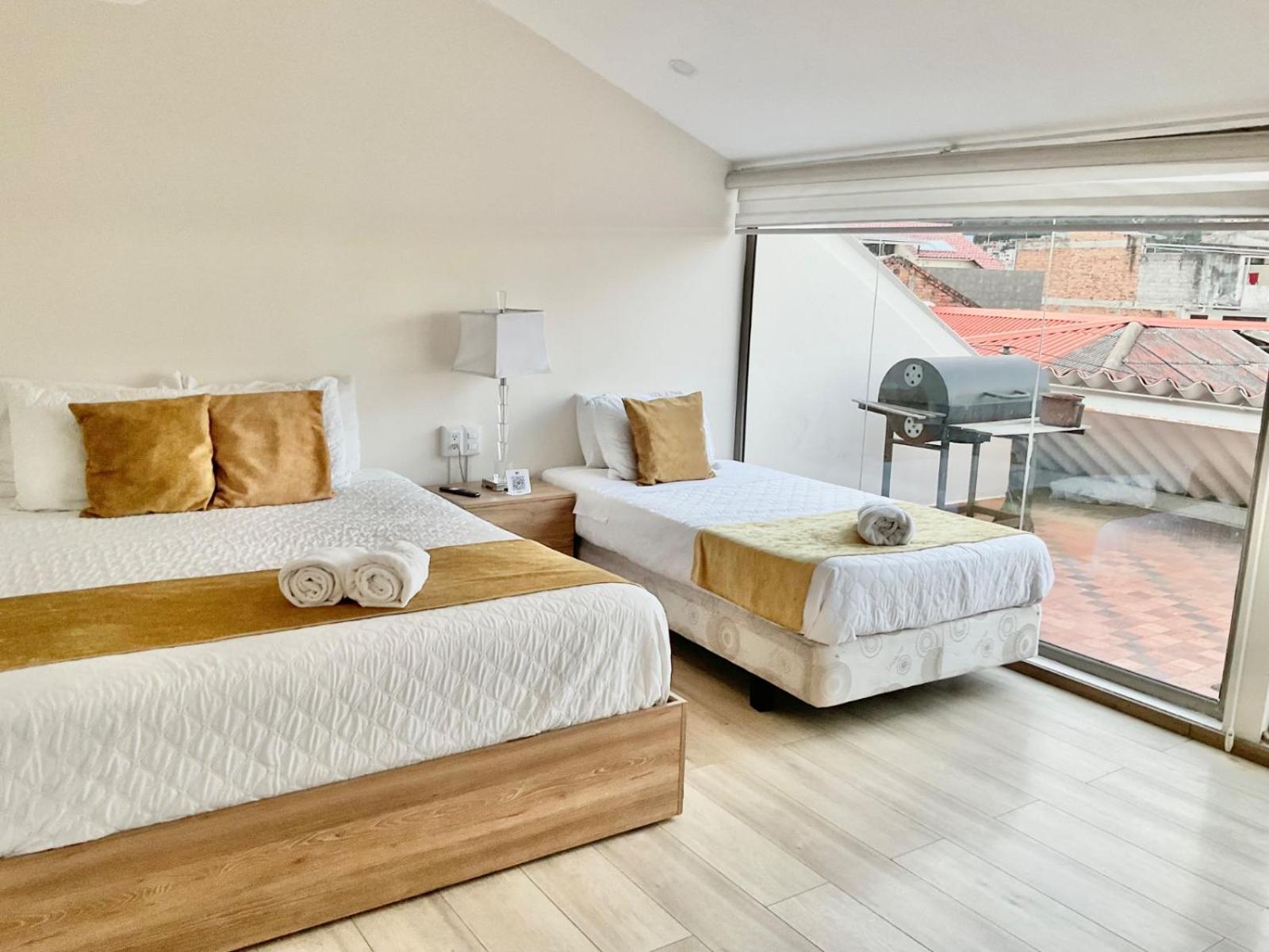 Hotel Brist0L Suites Centro Historico Cuenca Exteriör bild