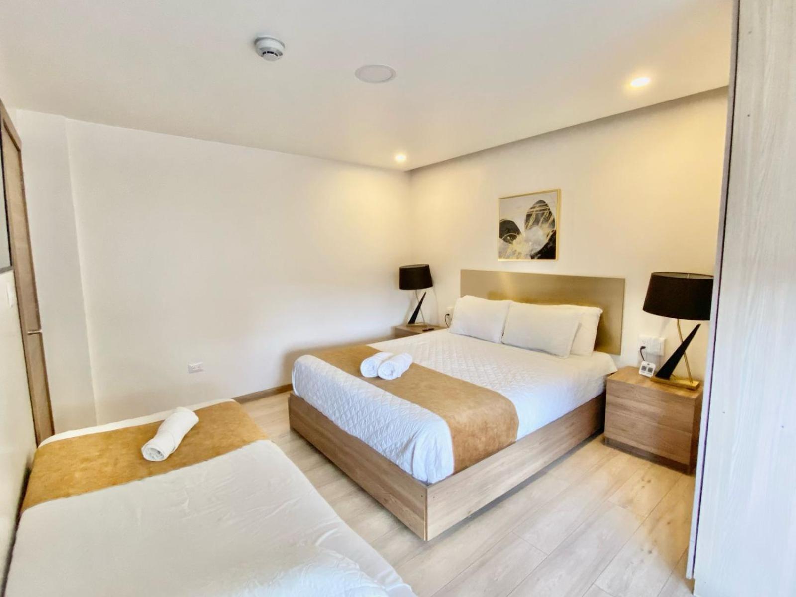 Hotel Brist0L Suites Centro Historico Cuenca Exteriör bild